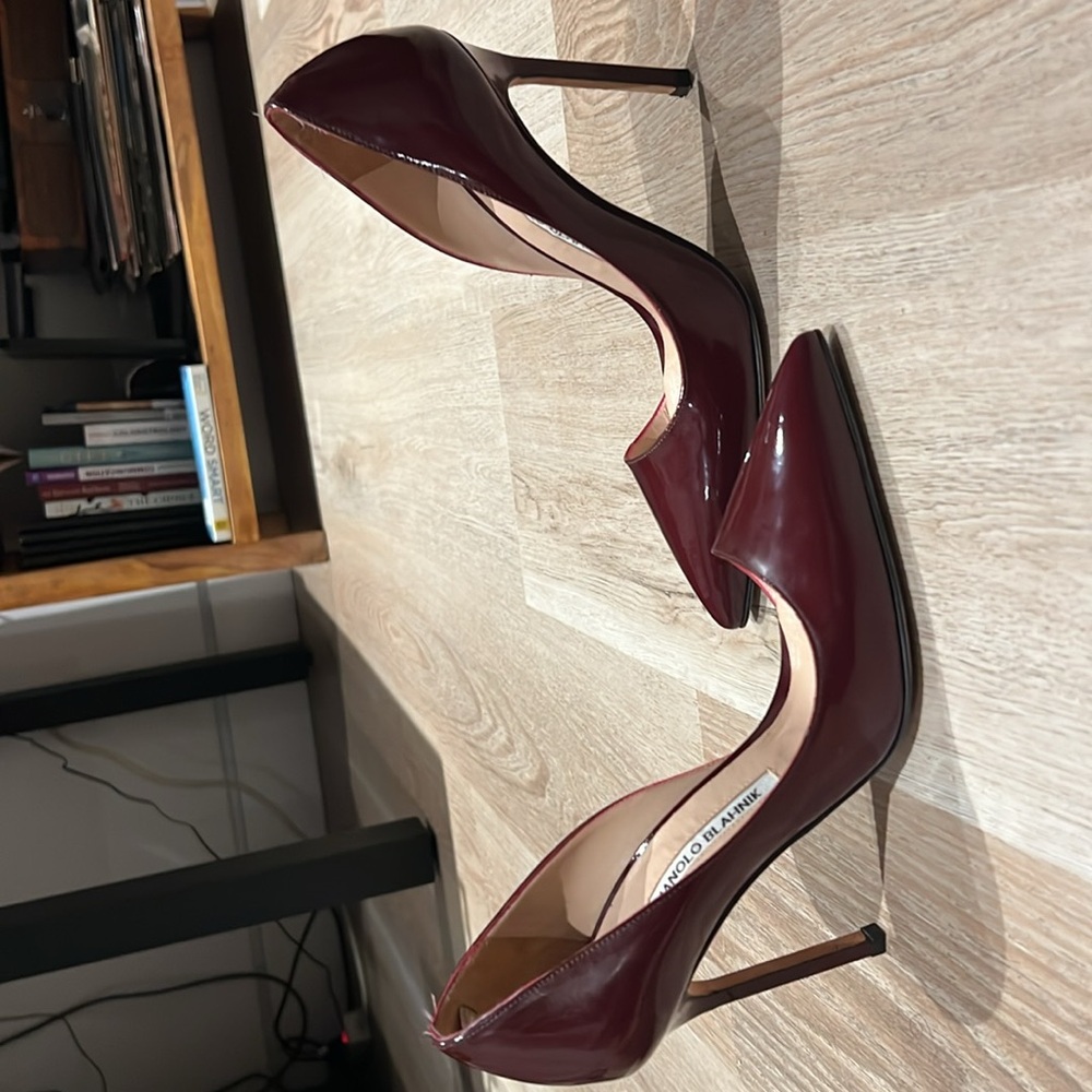 Thrice worn burgundy pair of MB’s. Serious offers only - Picture 9 of 9